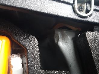 Peugeot 2008 1.2 VTi Active Pack Premium Automatic picture 11