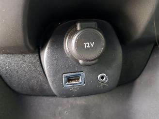Peugeot 108 1.0 e-VTi Active picture 20