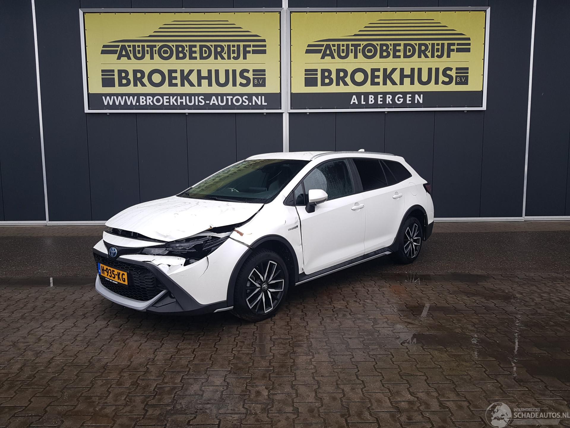 Toyota Corolla Touring Sports 1.8 Hybrid Trek