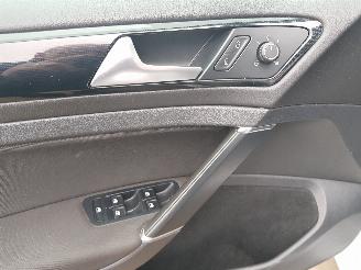 Volkswagen Golf 1.6 TDI Comfortline SOUND-Edition picture 26