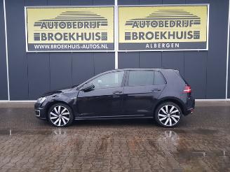 Volkswagen Golf 1.4 TSI GTE picture 2