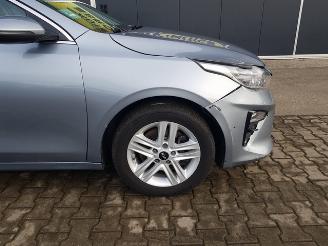 Kia Ceed 1.0 T-GDi DynamicPlusLine picture 9