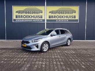 skadebil auto Kia Ceed 1.0 T-GDi DynamicPlusLine 2021/7