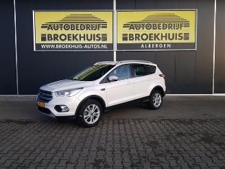 krockskadad bil auto Ford Kuga 1.5 EcoBoost Titanium 2018/4