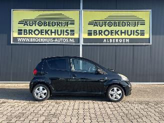 Toyota Aygo 1.0-12V Sport picture 4