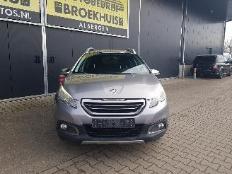 Peugeot 2008 1.6 VTi Allure picture 3