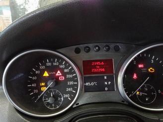 Mercedes ML ML II (164/4JG), SUV, 2005 / 2011 3.0 ML-320 CDI 4-Matic V6 24V picture 31