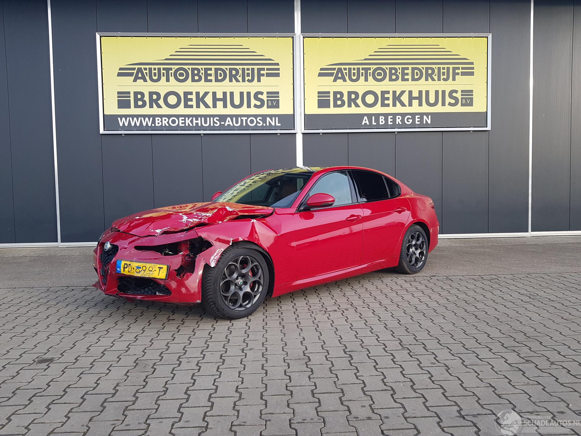 Alfa Romeo Giulia 2.0T Super