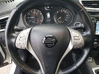 Nissan Qashqai 1.2 Premier Edition picture 17