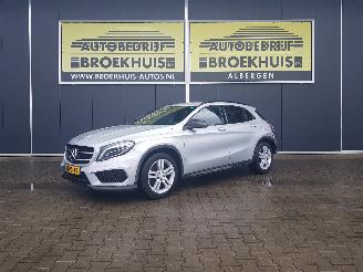 Voiture accidenté Mercedes GLA 200 CDI Ambition 2014/9