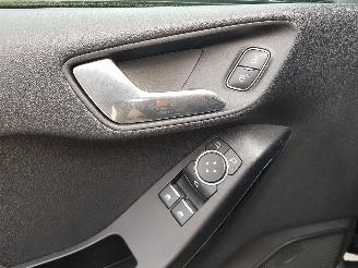 Ford Fiesta 1.1 Trend picture 21