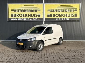krockskadad bil bedrijf Volkswagen Caddy 1.6 TDI 2015/6