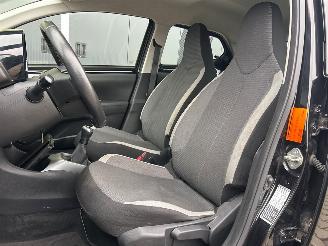 Toyota Aygo 1.0 VVT-i x-play picture 16