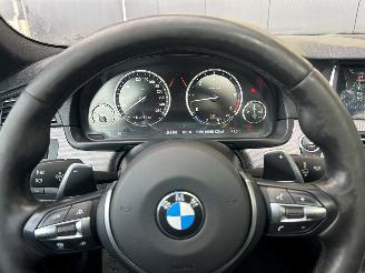 BMW 5-serie Touring M550xd picture 16