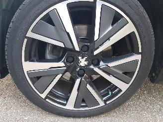 Peugeot 208 1.2 PureTech GT-Line picture 24