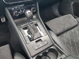 Skoda Superb Combi 1.4 TSI iV Business Edition Plus picture 19