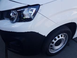 Peugeot Partner 1.5 BlueHDI Premium picture 17
