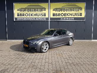 Damaged car BMW 3-serie 318i Edition M Sport Shadow Executive 2018/5