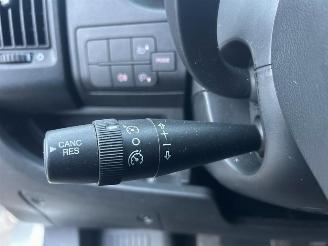 Peugeot Boxer 330 2.0 BlueHDI L1H1 Premium picture 19