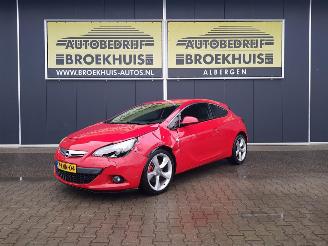 uszkodzony samochody osobowe Opel Astra GTC 1.4 Turbo Sport 2013/6