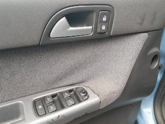 Volvo V-50 2.4 Momentum picture 18