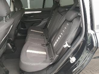 BMW 2-serie Gran Tourer 216d Essential picture 14