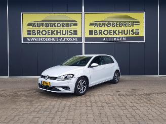 Schadeauto Volkswagen Golf 1.6 TDI Comfortline SOUND-Edition 2018/1
