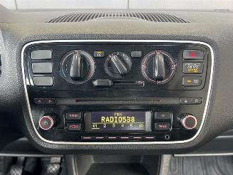 Volkswagen Up! 1.0 move up! picture 15