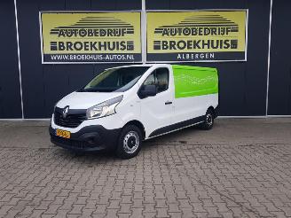 skadebil auto Renault Trafic 1.6 dCi T29 L2H1 Comfort 2016/4