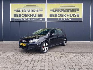 Voiture accidenté Volkswagen Golf 1.6 Comfortline 2009/1