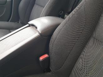 Volvo V-60 1.6 D2 Momentum picture 28