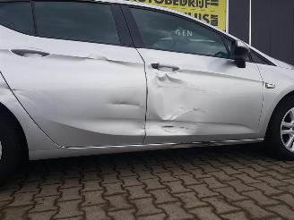 Opel Astra 1.0 Edition picture 9