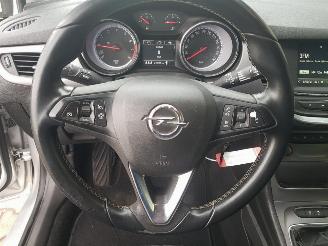 Opel Astra 1.0 Edition picture 24