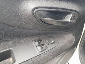 Fiat Punto Evo 0.9 TwinAir Young picture 22