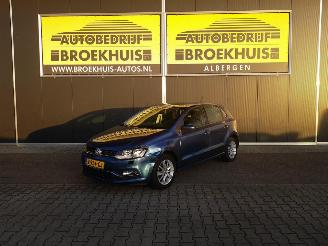 Vrakbiler auto Volkswagen Polo 1.0 Trendline 2015/3