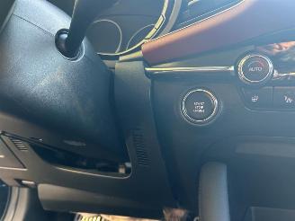 Mazda 3 2.0 e-SkyActiv-X M Hybrid 180 Luxury picture 26