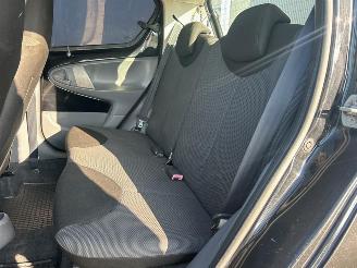 Toyota Aygo 1.0-12V Sport picture 14