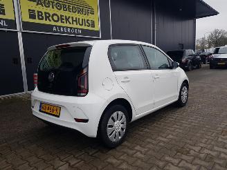 Volkswagen Up! 1.0 BMT move up! picture 7