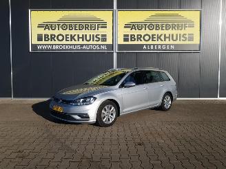 Schadeauto Volkswagen Golf Variant 1.5 TSI Comfortline 2019/10