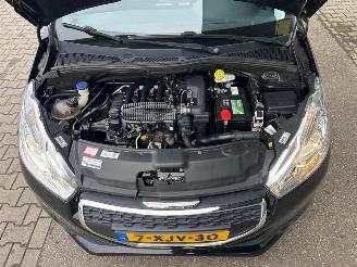 Peugeot 208 1.0 VTi Access picture 21