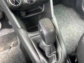 Peugeot 208 1.0 VTi Access picture 19