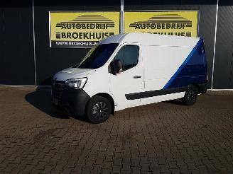 krockskadad bil bedrijf Renault Master T35 2.3 dCi 150 L2H3 Energy 2020/7