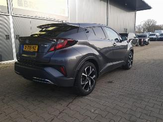 Toyota C-HR 2.0 Hybrid TeamNL picture 8