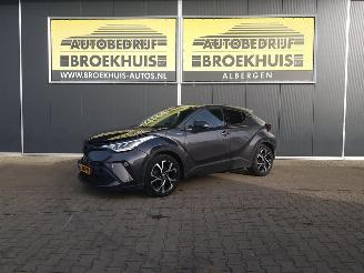 Vaurioauto  passenger cars Toyota C-HR 2.0 Hybrid TeamNL 2022/1