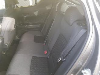 Toyota C-HR 2.0 Hybrid TeamNL picture 23