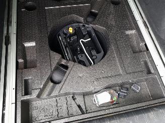 Peugeot 308 SW 1.2 PureTech Blue Lease Executive picture 22