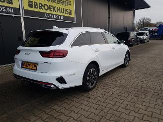 Kia Ceed Sportswagon 1.6 GDI PHEV DynamicPlusLine picture 8