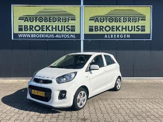 Schadeauto Kia Picanto 1.0 CVVT EconomyPlusLine 2016/7