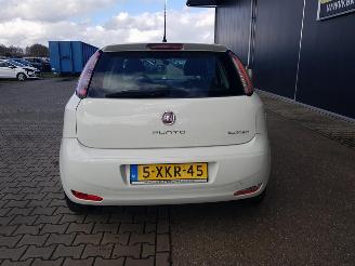 Fiat Punto Evo 0.9 TwinAir Young picture 5