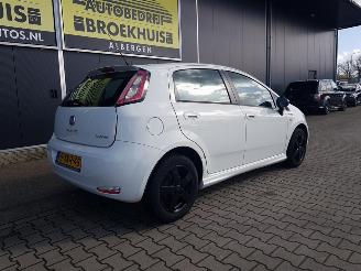 Fiat Punto Evo 0.9 TwinAir Young picture 7